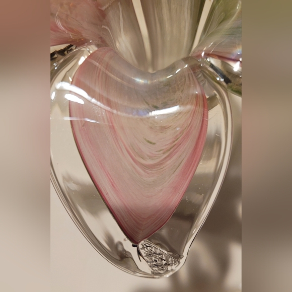 Murano Glass Flower with Pink and Cream Accents, Made In Italy - Picture 9 of 14
